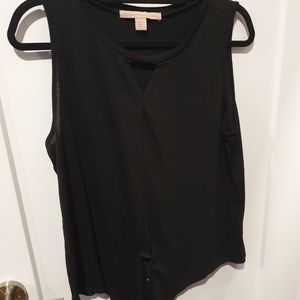 Key hole front tie tee shirts